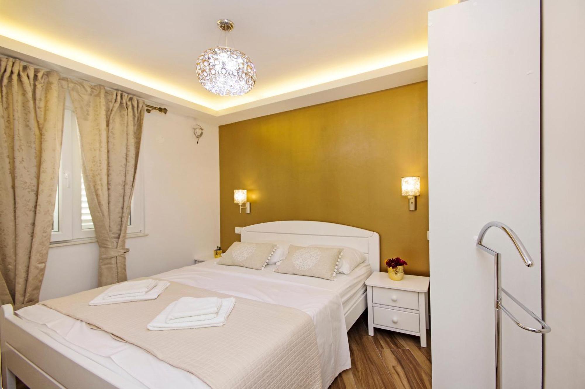 Apartments Roma Baška Voda Buitenkant foto