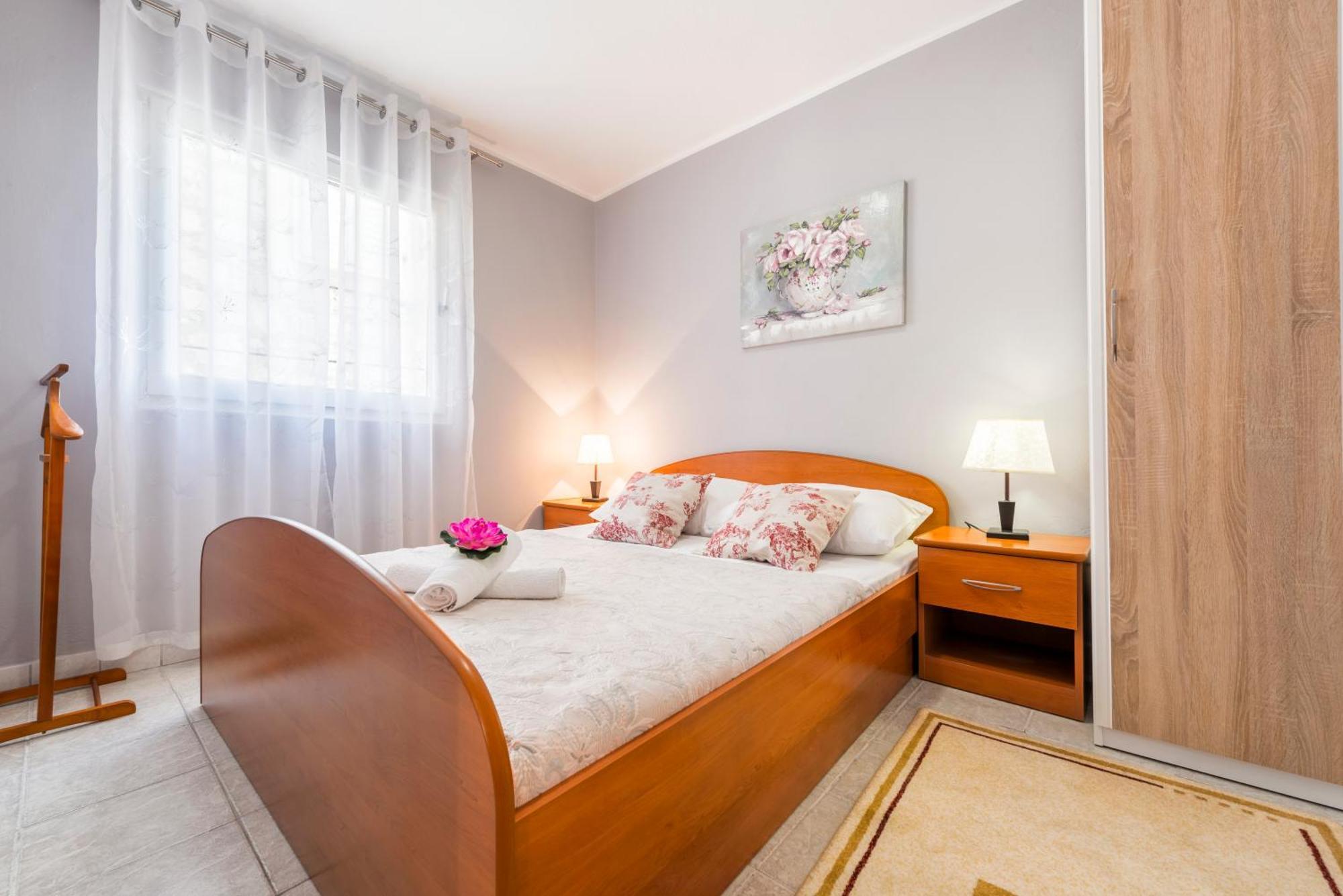 Apartments Roma Baška Voda Buitenkant foto