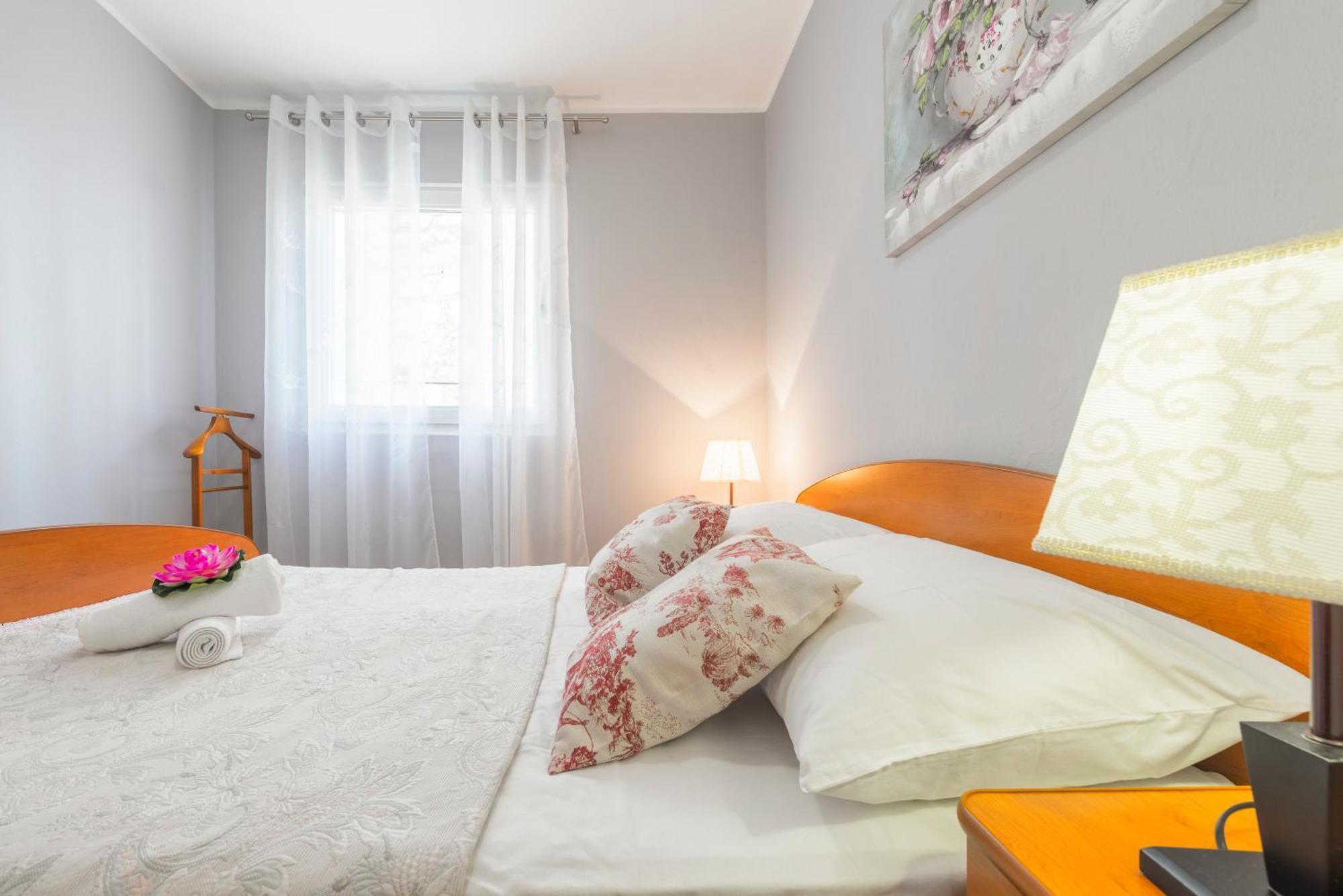 Apartments Roma Baška Voda Buitenkant foto
